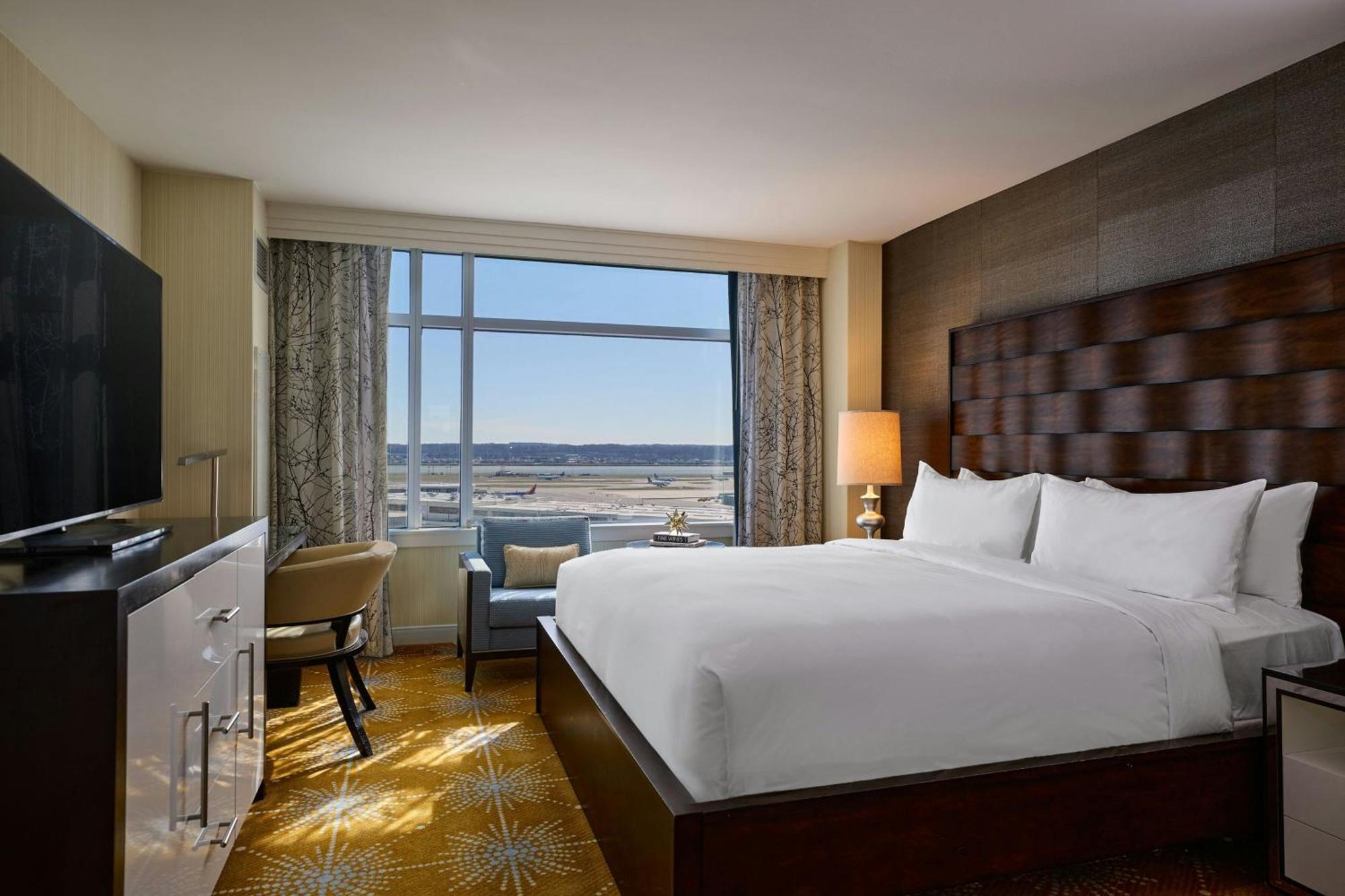 Renaissance Arlington Capital View Hotel Buitenkant foto